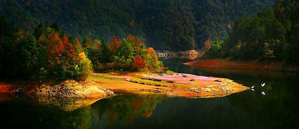 岩浆地牢
