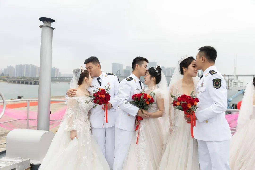 真的爱上母女两人怎么办 请大家帮一下游戏画面