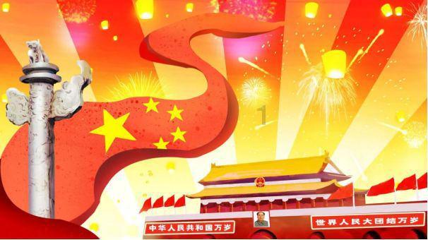 云南水昭高速路段发生山体滑坡，巨石倾泻而下，行驶中的小车被砸扁一人受伤