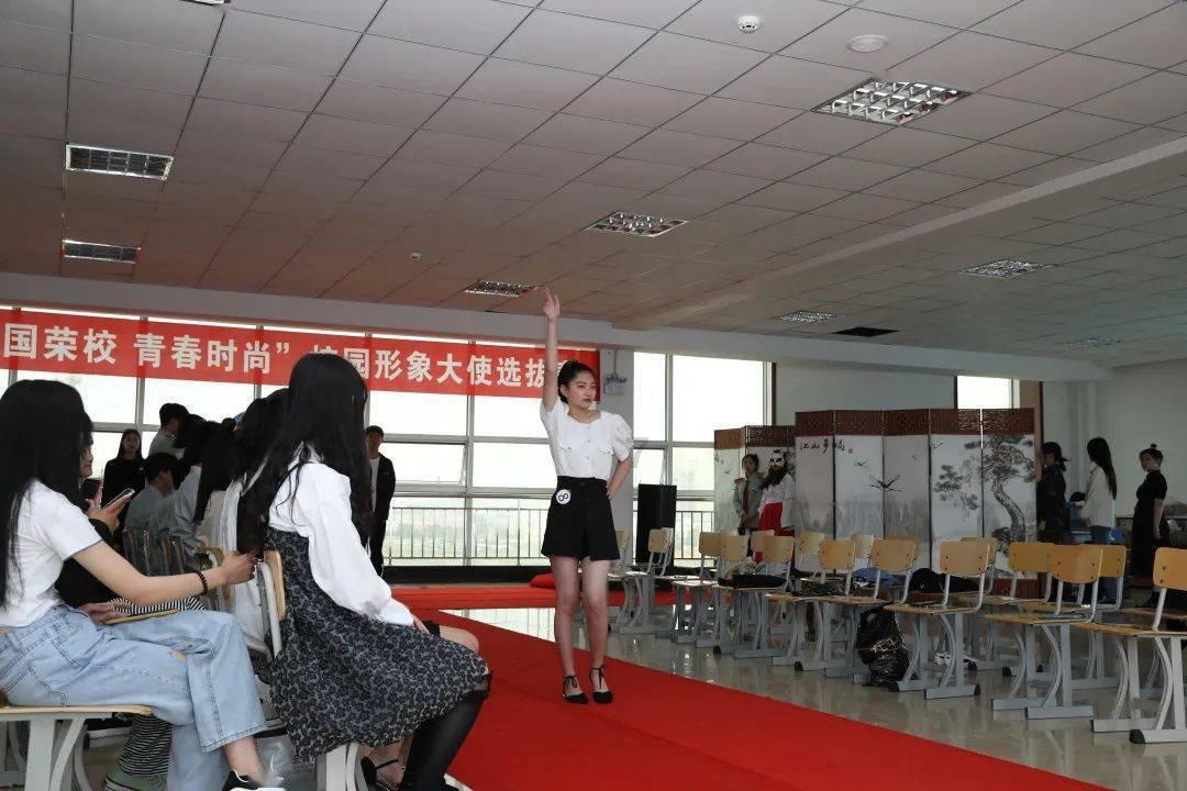 逃离幻想冰淇淋场