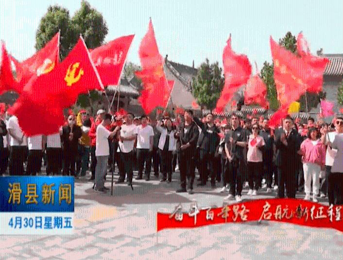 羽绒服应该怎么穿游戏画面