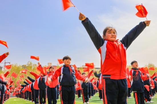 米兰和维罗纳的比赛中，罗威纳有哪些经典动作？游戏画面