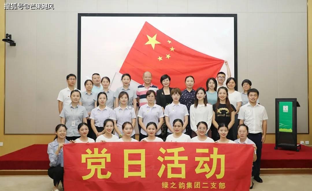 小猫钓鱼游戏龙王版有船