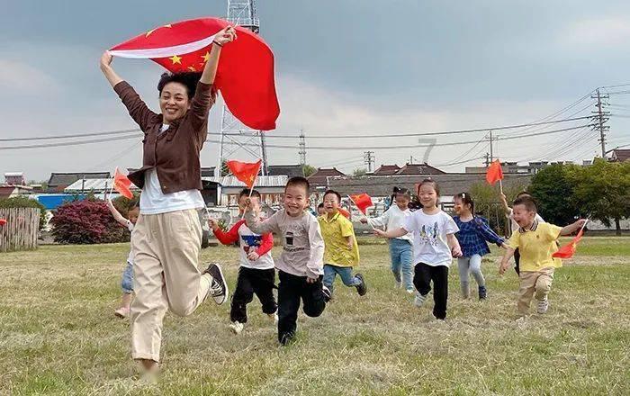 林志颖车祸后首发文，妻子终于等到小志回家，陈若仪是什么心情？游戏画面
