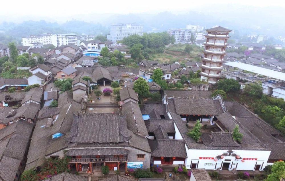 心脏隐隐作痛，胸闷气短，是什么问题？游戏画面