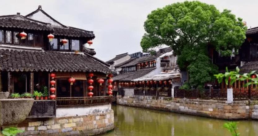 逃出郊外大别墅